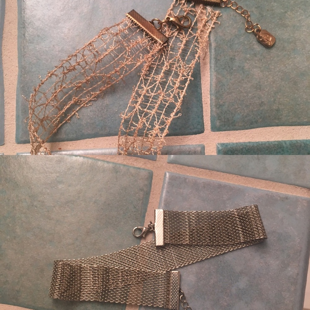 2 boutique brand chokers